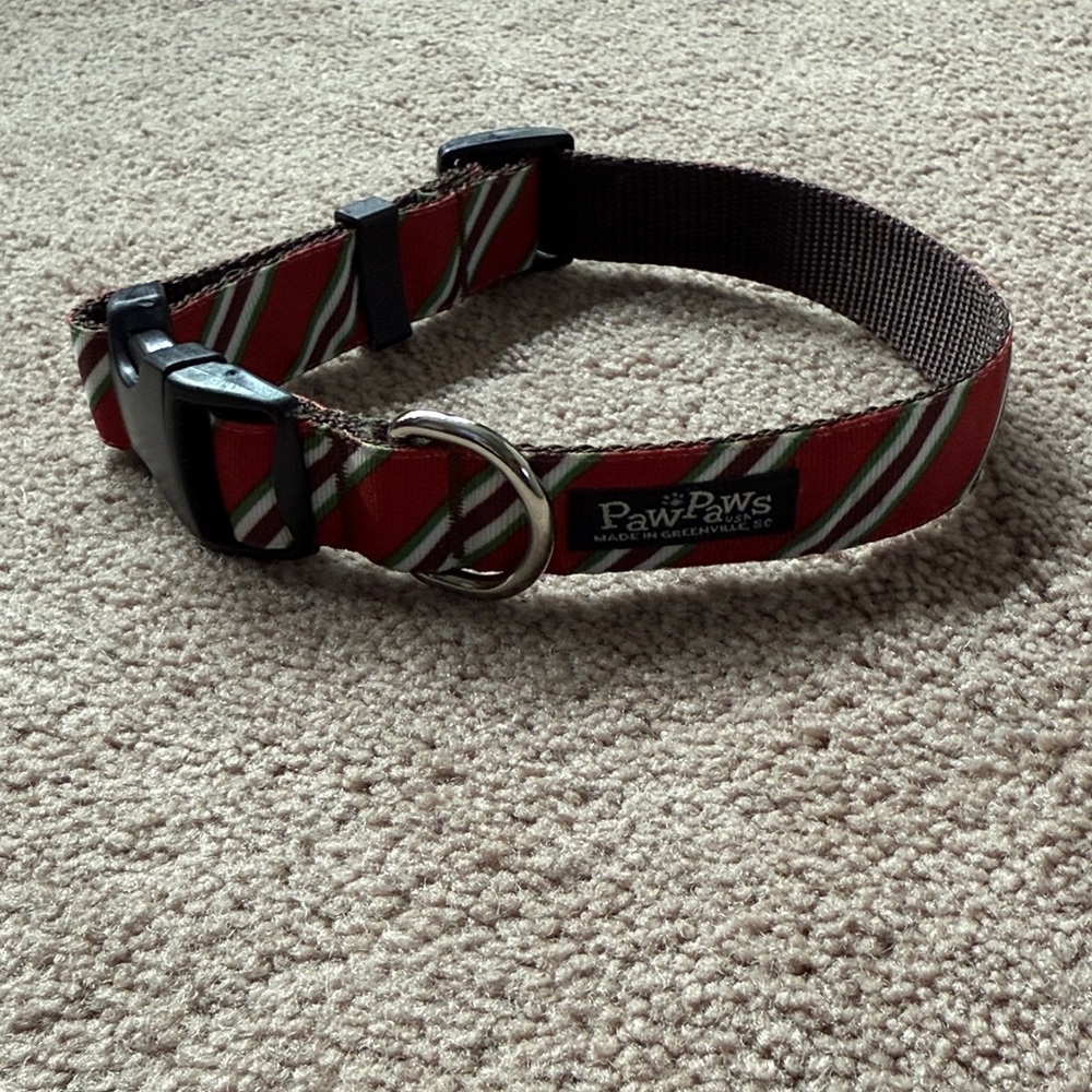 Red and Green Dog Collar - M - Adjustable. Holidays